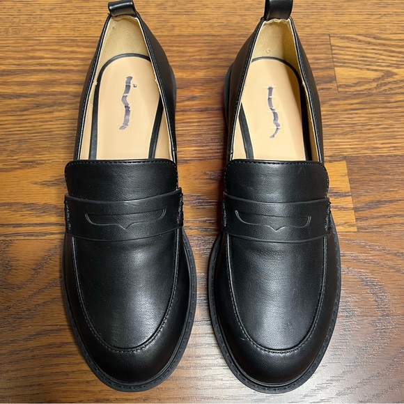 LOFT Penny Loafers in Black size 5.5 - Picture 4 of 15
